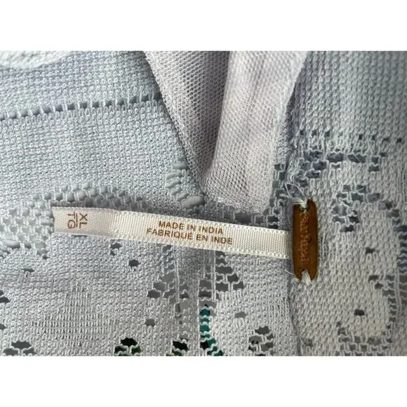 Free People Women’s Madonna Semi-Sheer Lace Cropped Top Blouse Lilac Size XL - Picture 7 of 9